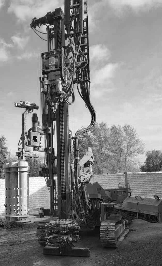 Borch Rig Interoc AN120 – Drilling rig / Bohrgerät – Bosch Baumaschinen